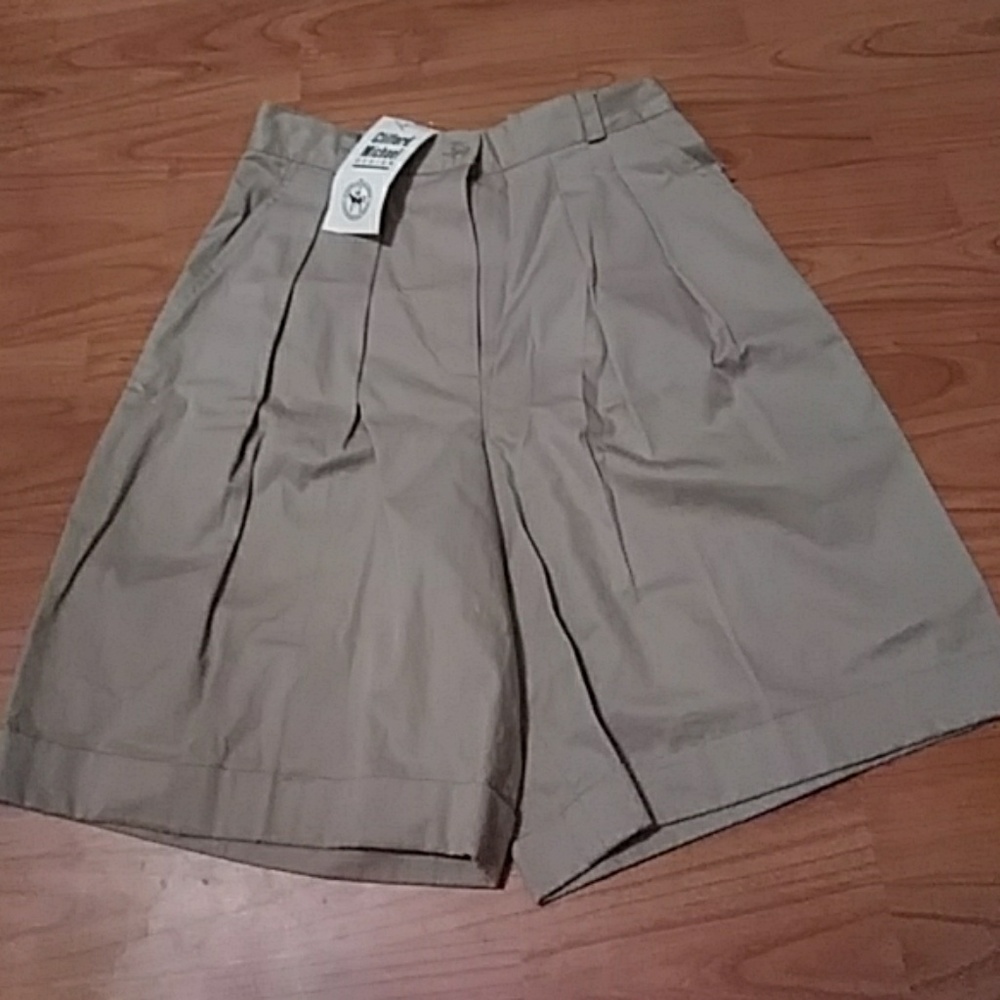 NWT Brand New khaki shorts